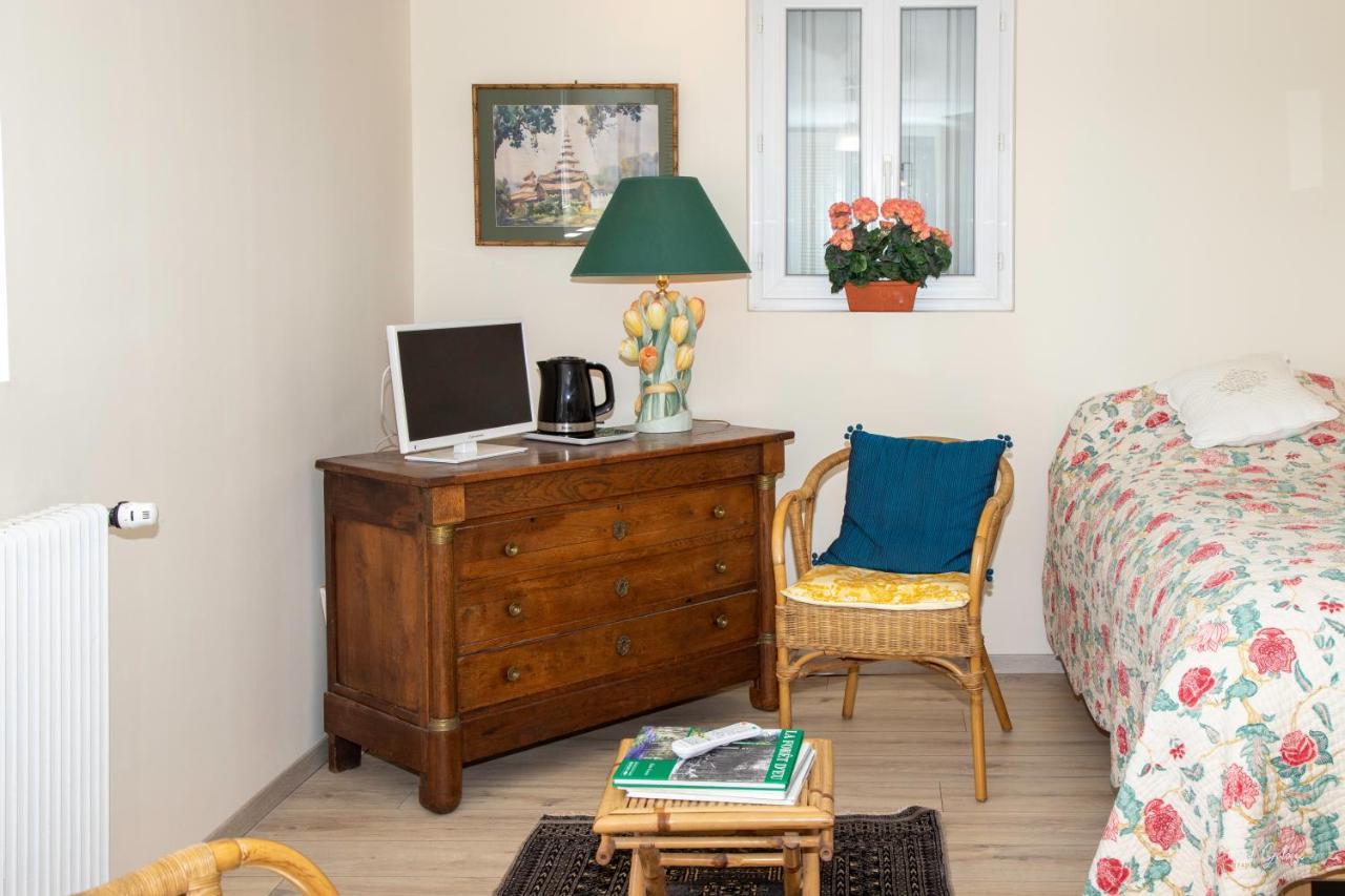 Villa Marguerite 65 Rue Legout Lesage 76260 Ponts Et Marais Buitenkant foto